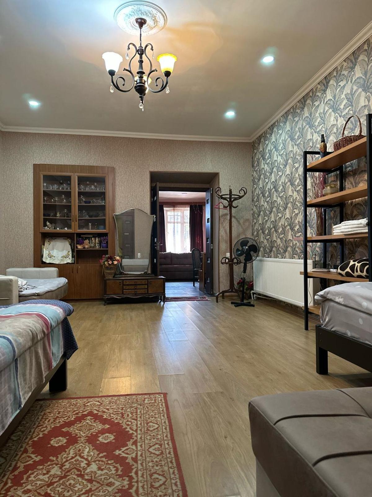Historical Apartment In City Center Tbilisi Exteriör bild